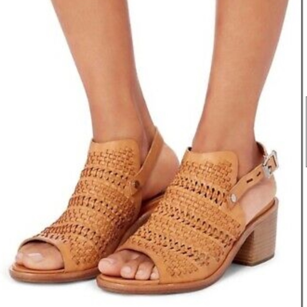 Rag & Bone wyatt Perforated leather mid heel